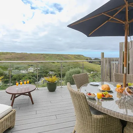 Daphne Holiday home