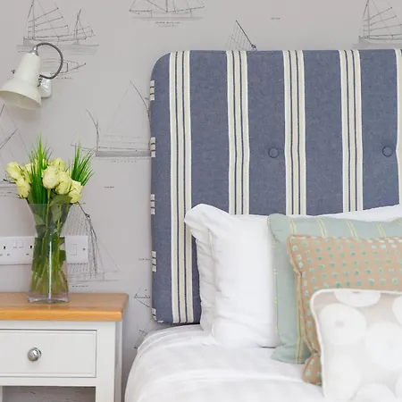 Daphne Holiday home Helston